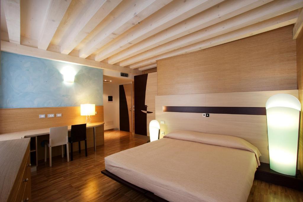 Allegria Udine Room photo